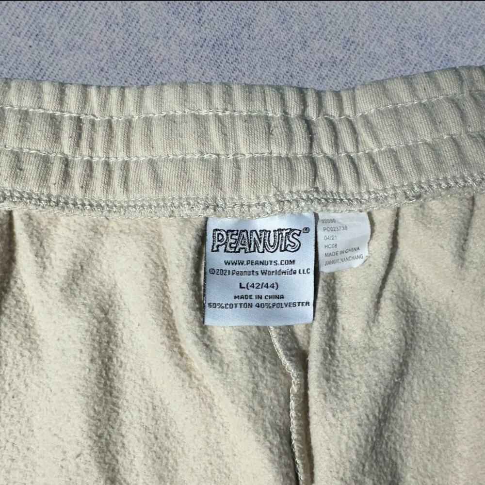 Peanuts Snoopy Men’s Lounge Shorts - Beige - Size L - Picture 3 of 4